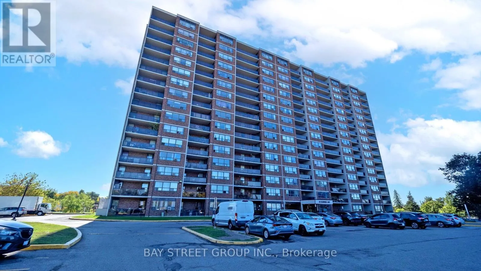 Apartment for rent: 711 - 45 Sunrise Avenue, Toronto, Ontario M4A 2S3