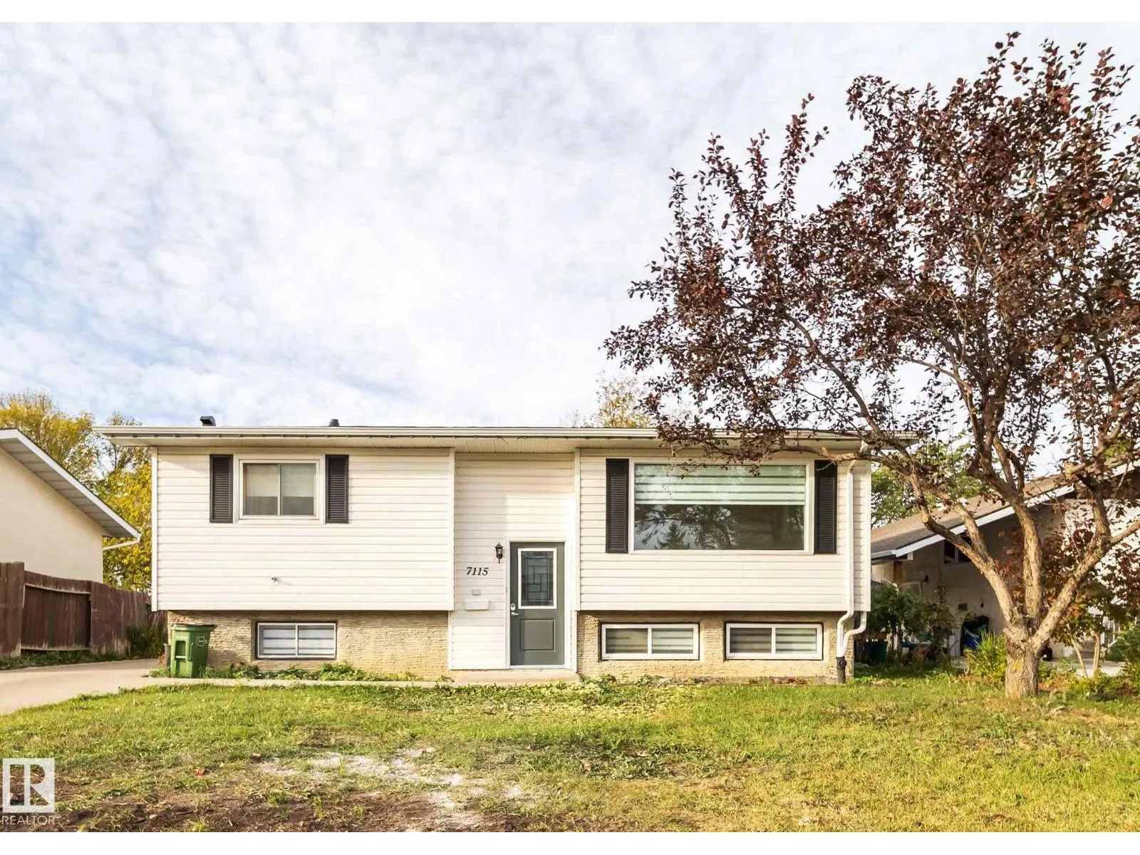 House for rent: 7115 12 Av Nw, Edmonton, Alberta T6K 3H6