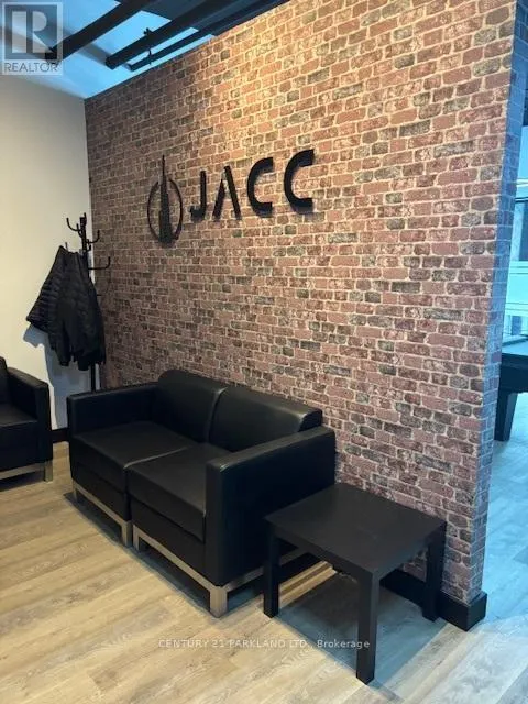 Offices for rent: 711-712 - 1275 Finch Avenue W, Toronto, Ontario M3J 0L5