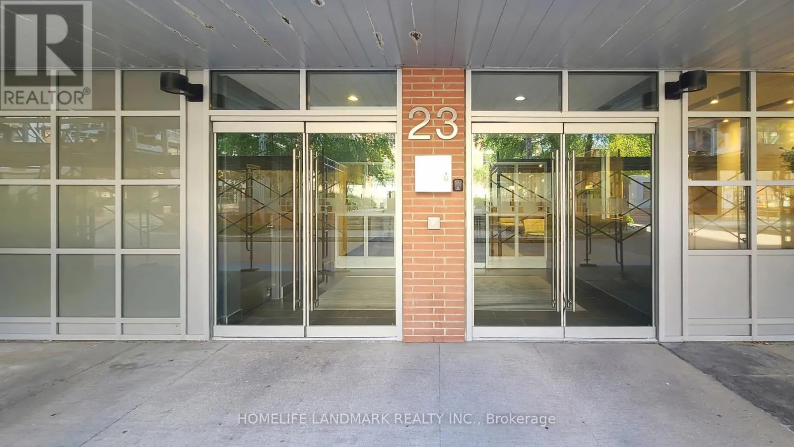 Apartment for rent: 712 - 23 Brant Street, Toronto, Ontario M5V 2L5