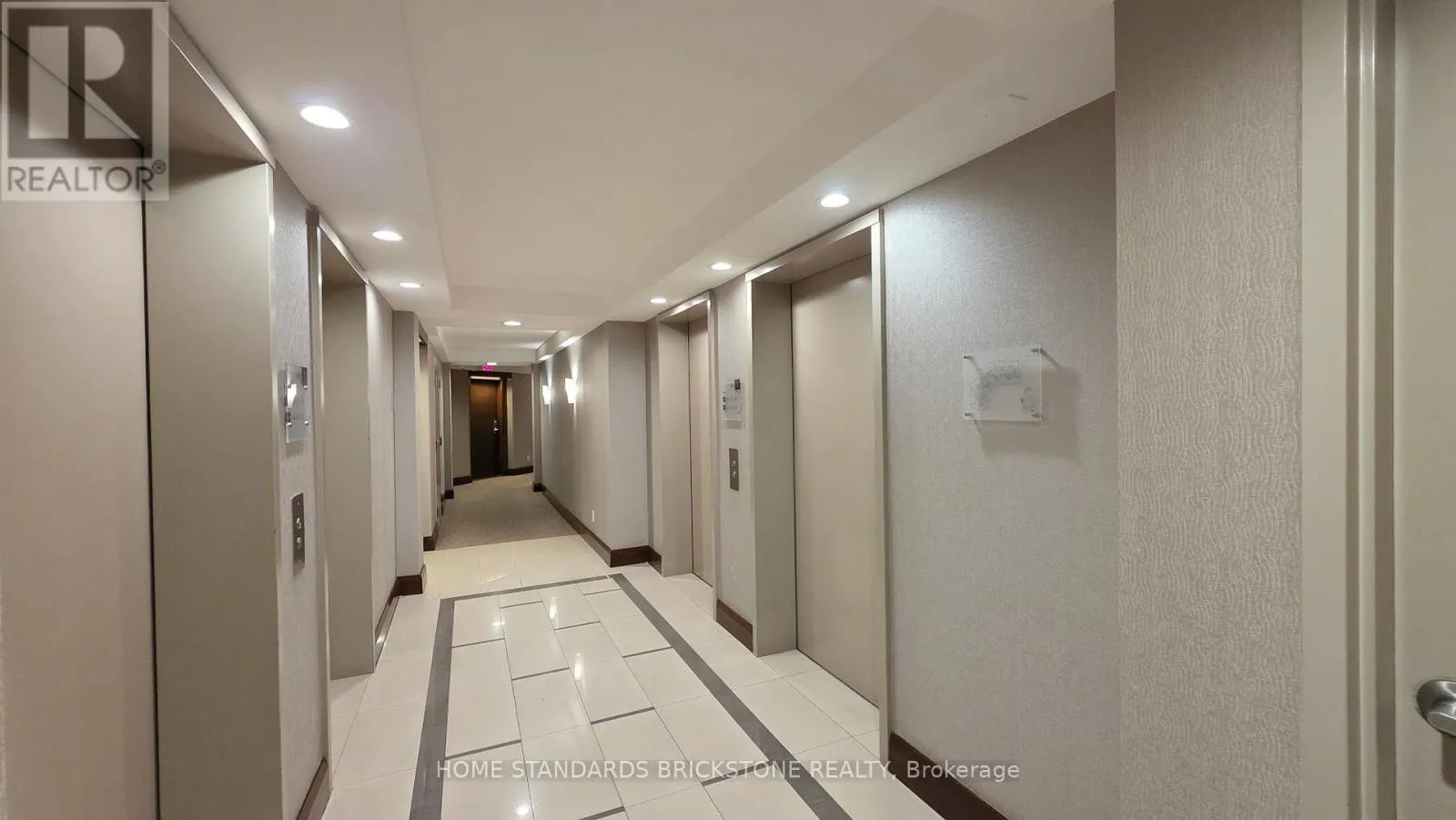 Apartment for rent: 712 - 5 Northtown Way, Toronto, Ontario M2N 7A1