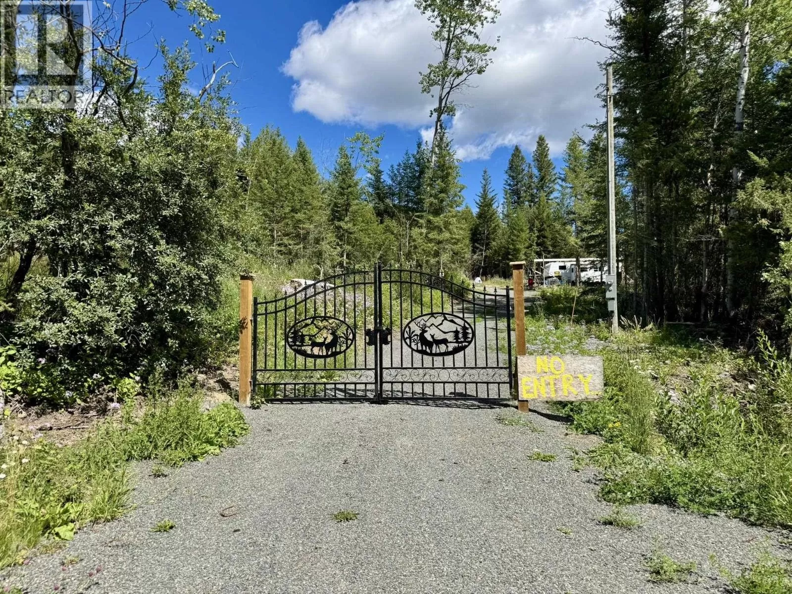 7126 Grossett Road, Bridge Lake, British Columbia V0K 1X2
