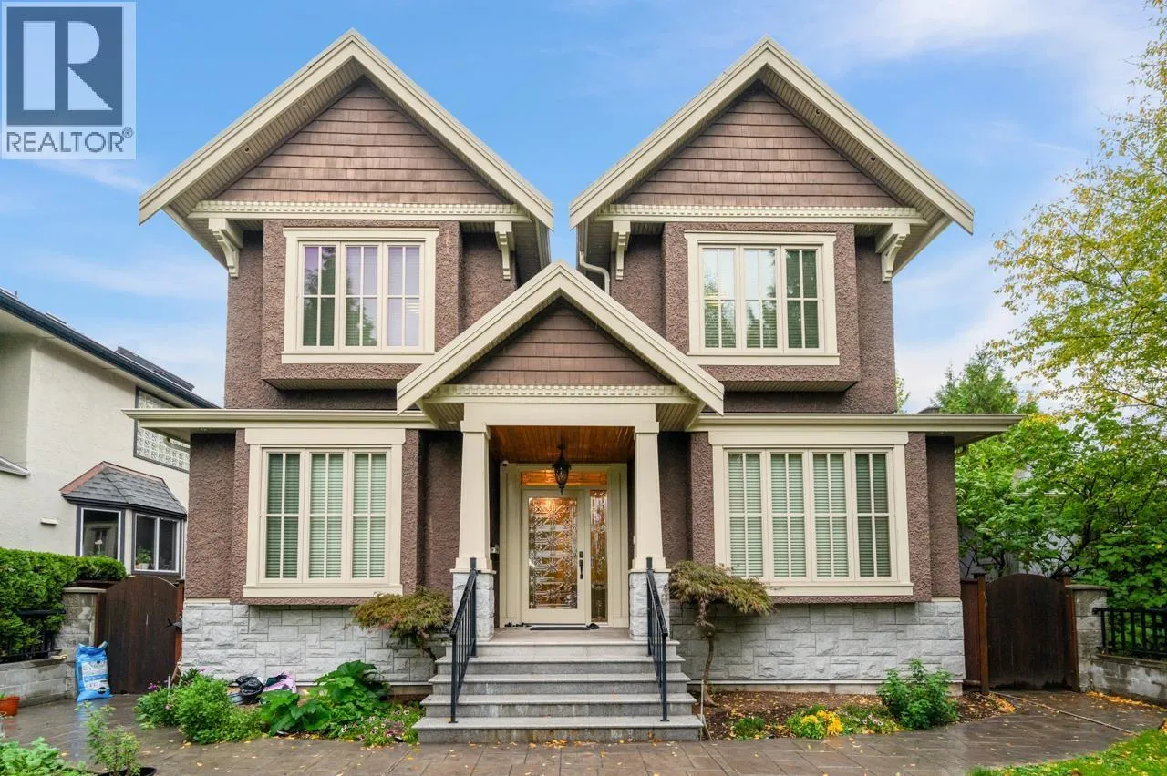 House for rent: 7130 Granville Street, Vancouver, British Columbia V6P 4X8