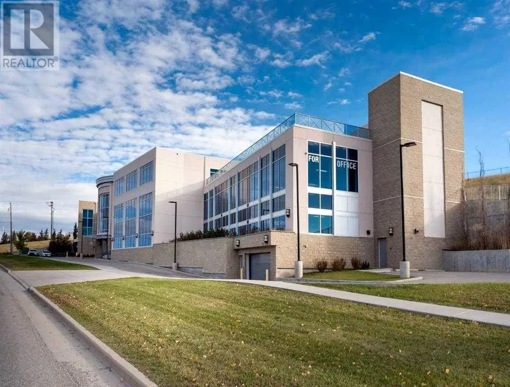 Offices for rent: 7136 11 Street Ne, Calgary, Alberta T2E 8X3