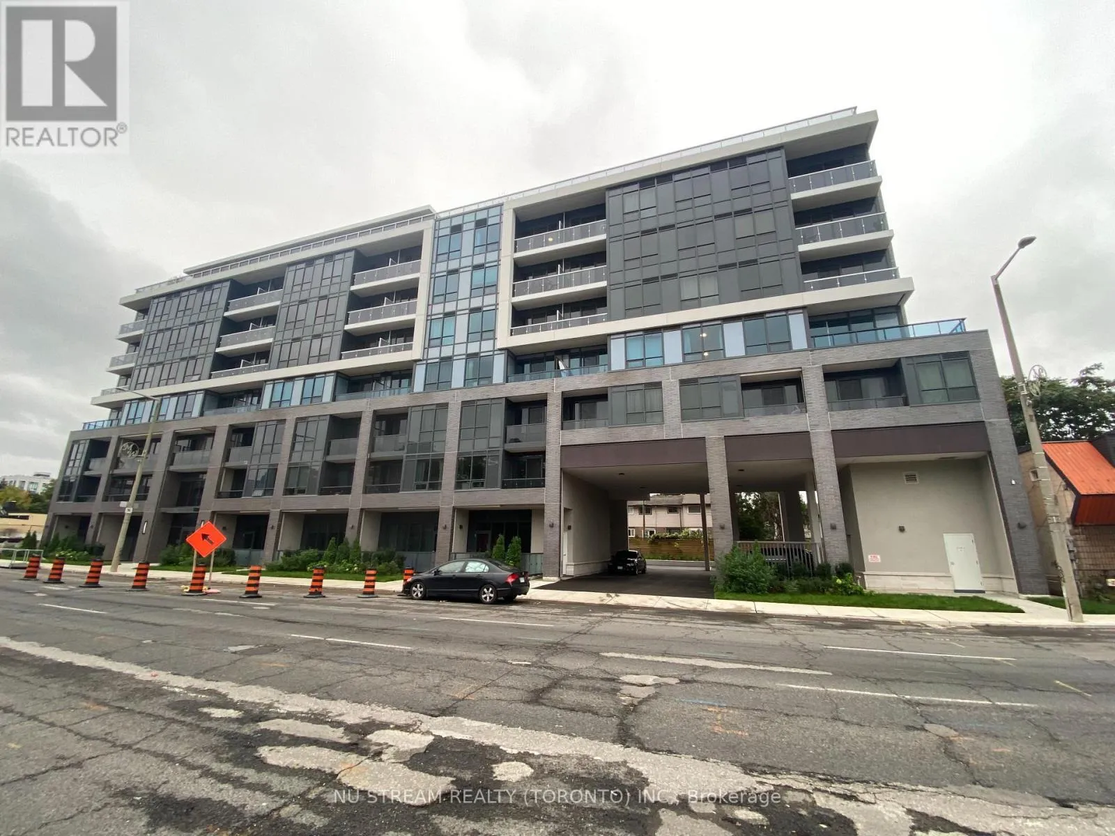 Apartment for rent: 714 - 415 Main Street W, Hamilton, Ontario L8P 0C9