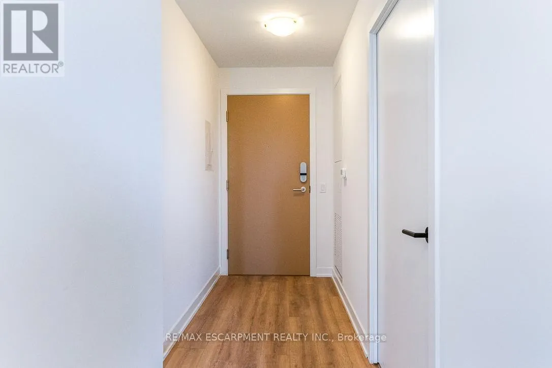 Apartment for rent: 715 - 1 Quarrington Lane, Toronto, Ontario M3C 0S4