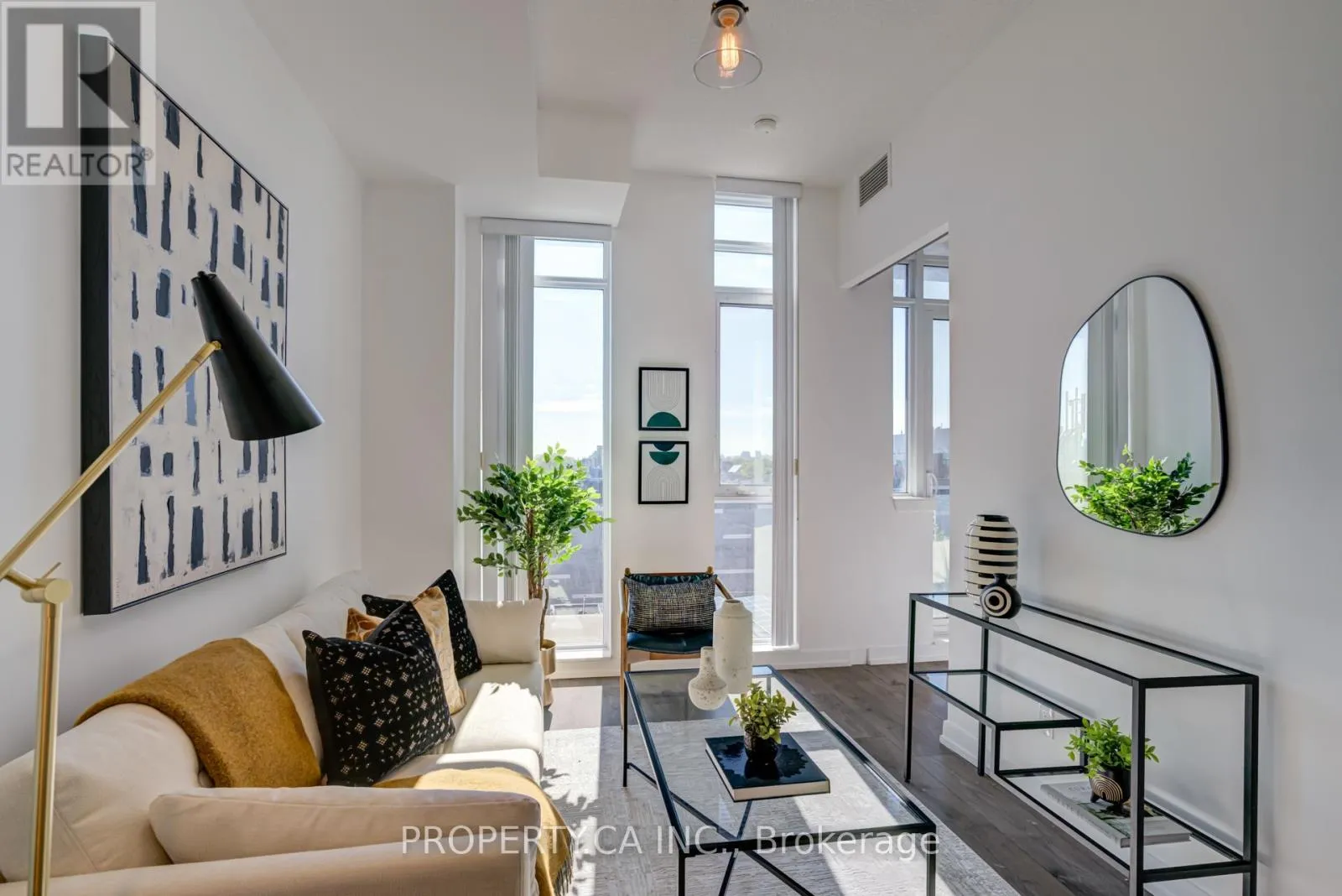 Apartment for rent: 715 - 297 College Street, Toronto, Ontario M5T 0C2