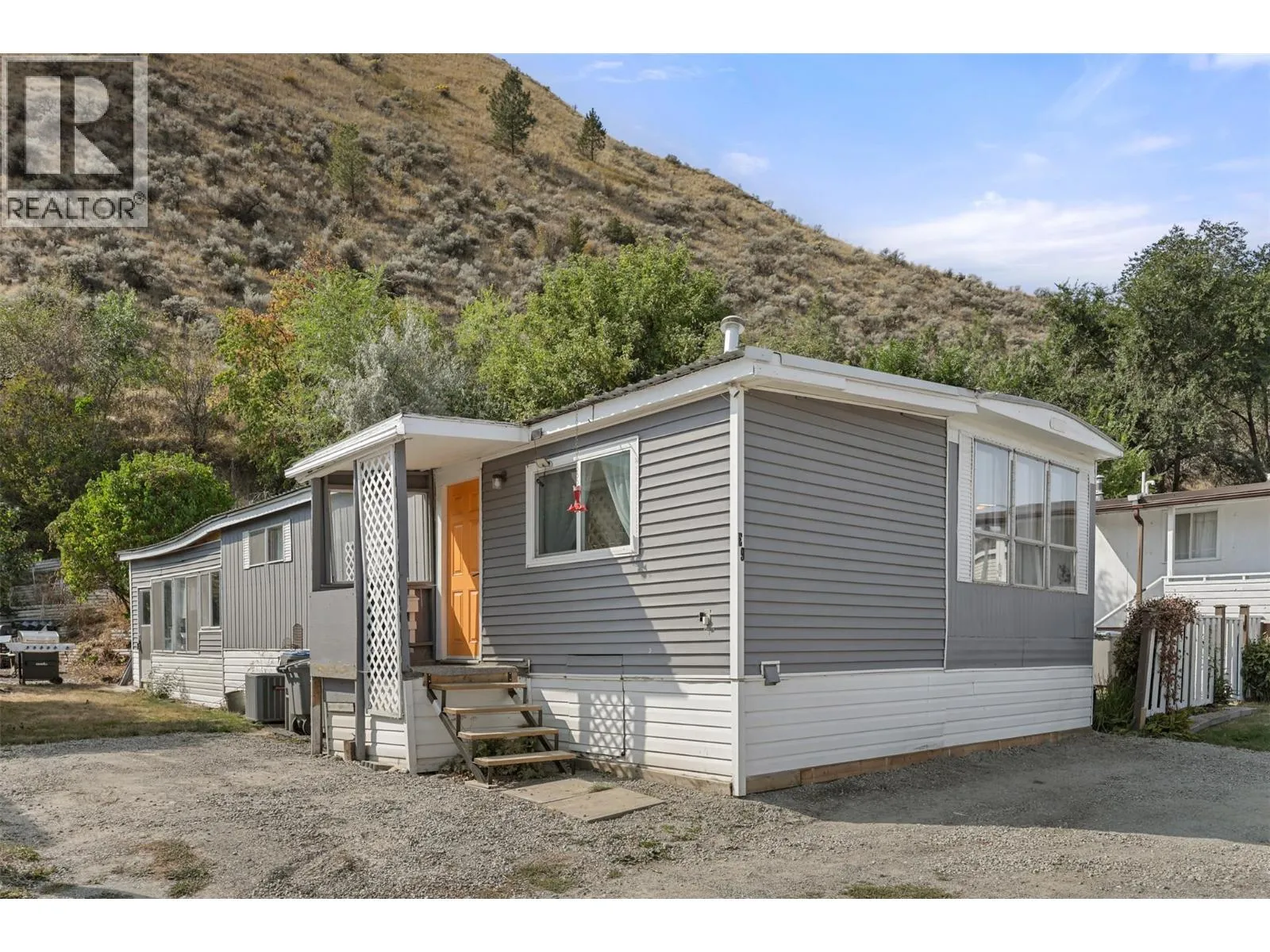 Manufactured Home for rent: 7155 Dallas Drive Unit# E9, Kamloops, British Columbia V2C 4T1