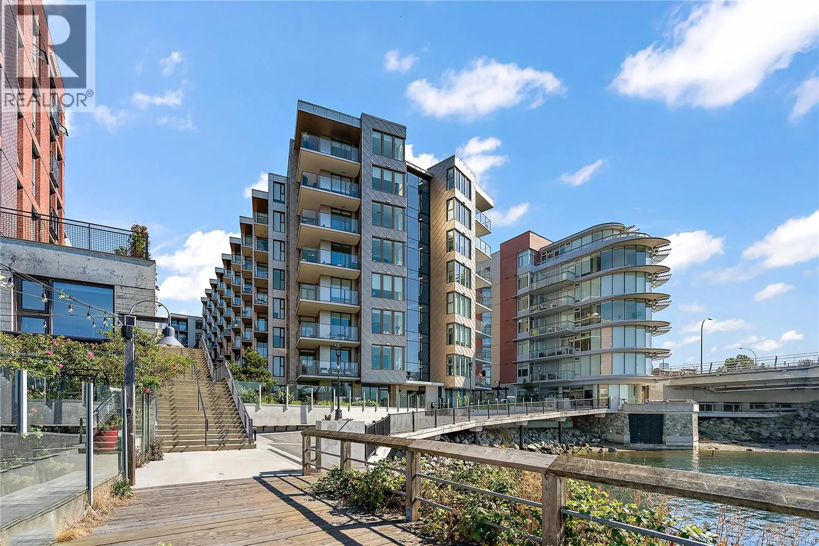 Apartment for rent: 716 1628 Store St, Victoria, British Columbia V8W 3K3