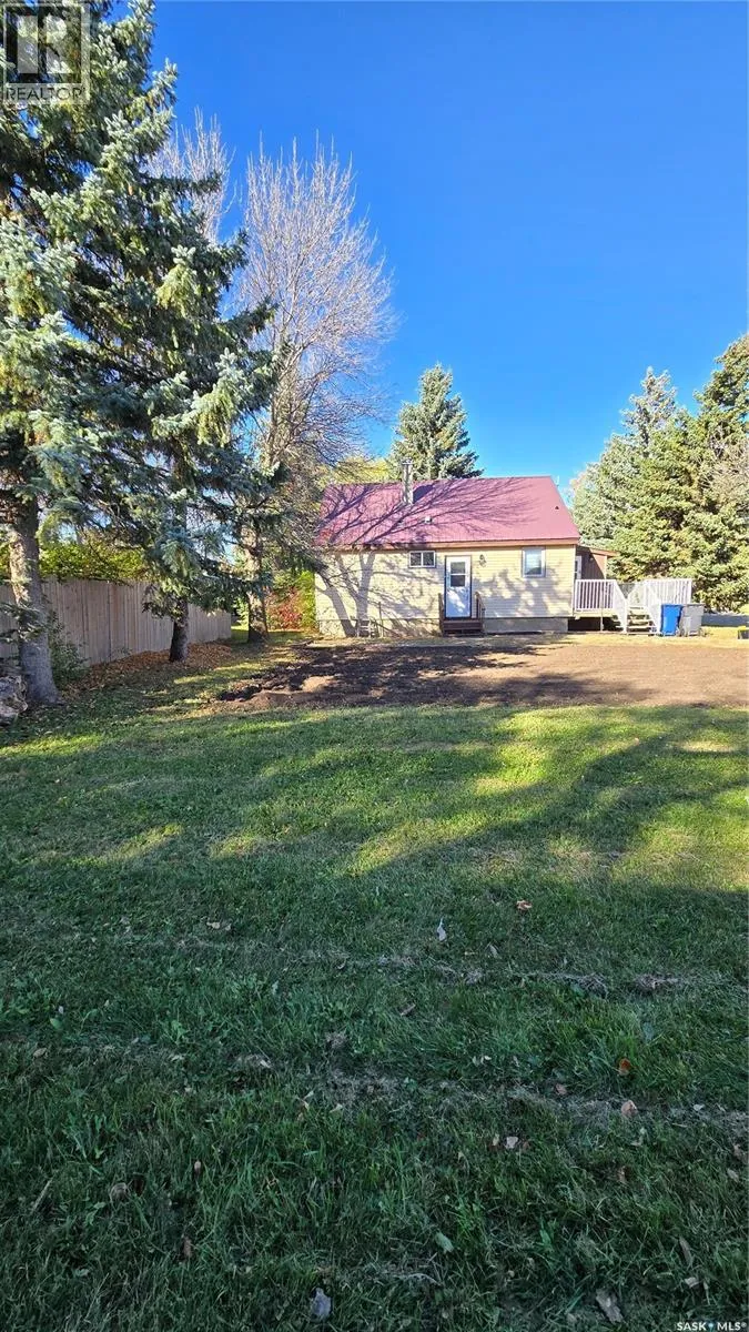 House for rent: 716 Gregson Street, Oxbow, Saskatchewan S0C 2B0