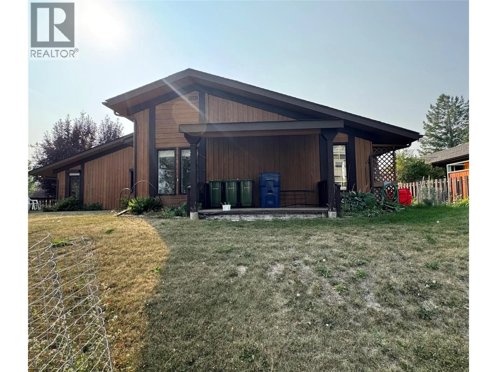 Row / Townhouse for rent: 717 12th Avenue Unit# 8, Invermere, British Columbia V0A 1K0