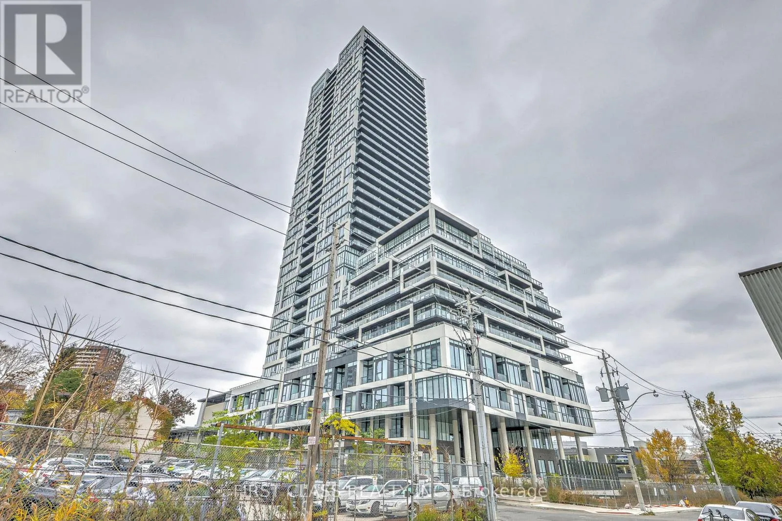 Apartment for rent: 717 - 5 Defries Street, Toronto, Ontario M5A 3R4