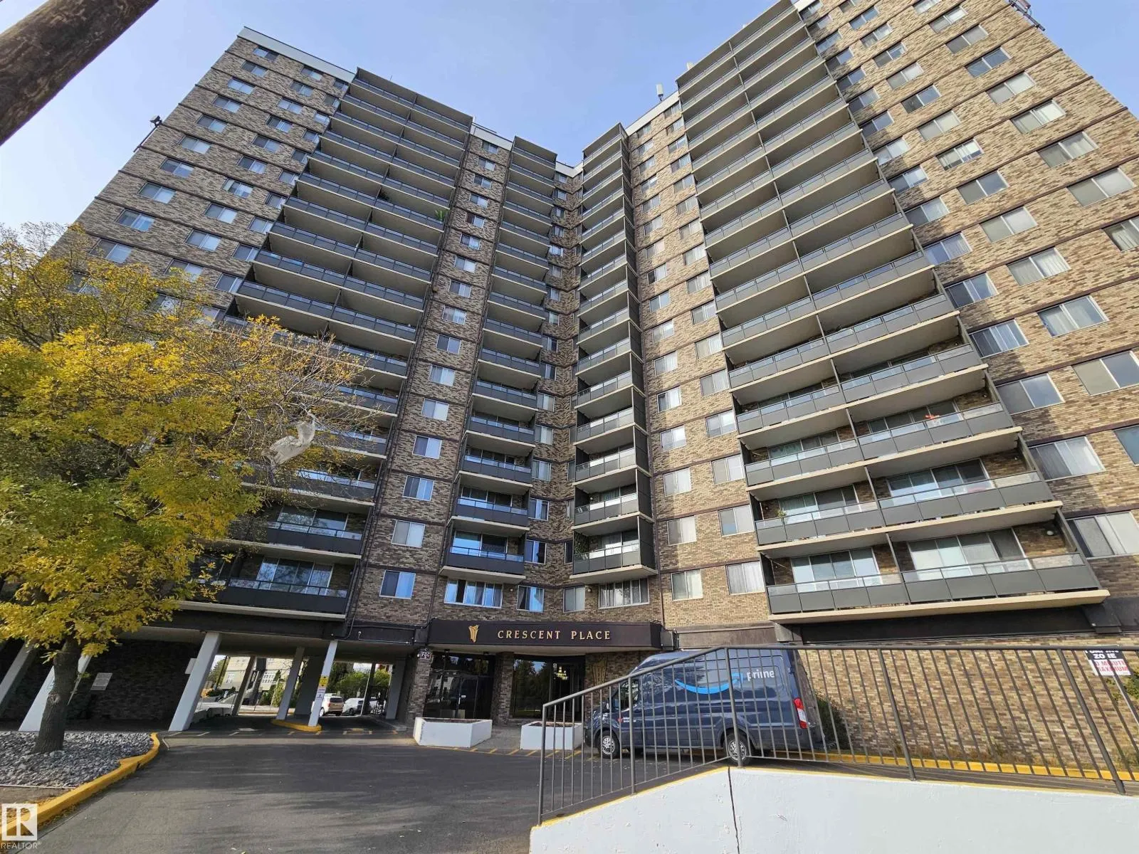 Apartment for rent: #718 13910 Stony Plain Rd Nw, Edmonton, Alberta T5N 3R2