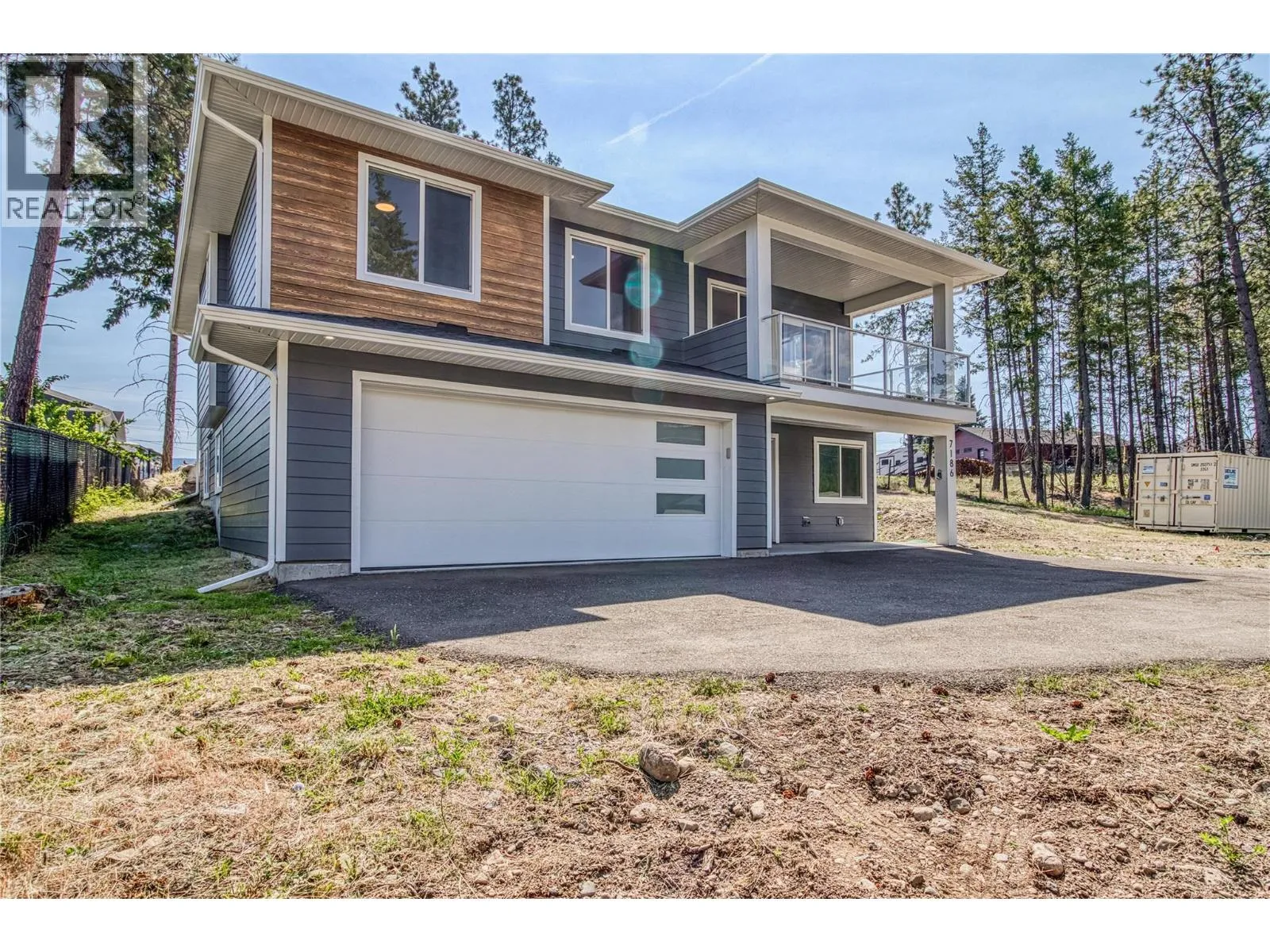 House for rent: 7186 Dunwaters Road, Kelowna, British Columbia V1Z 3W5