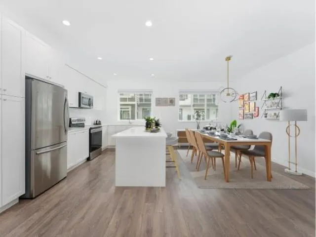 Row / Townhouse for rent: 72 15850 85 Avenue, Surrey, British Columbia V4N 6W2