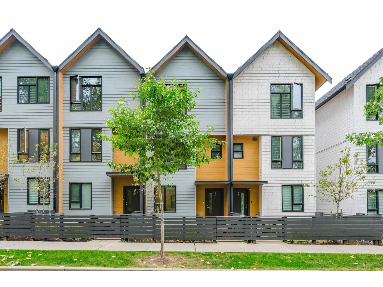 Row / Townhouse for rent: 72 16685 25 Street, Surrey, British Columbia V3Z 0Z4