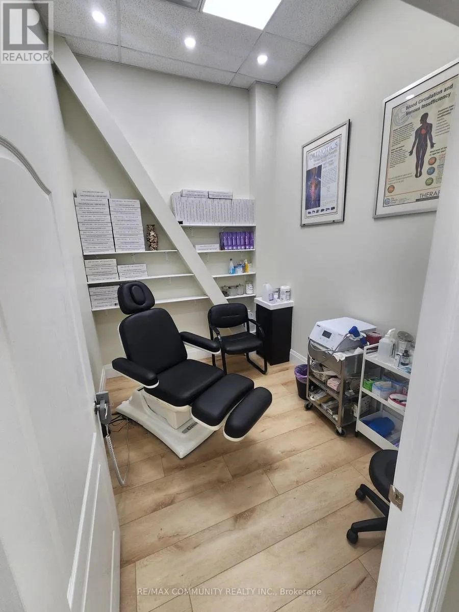 72 - 20 New Delhi Drive, Markham, Ontario L3S 0B5