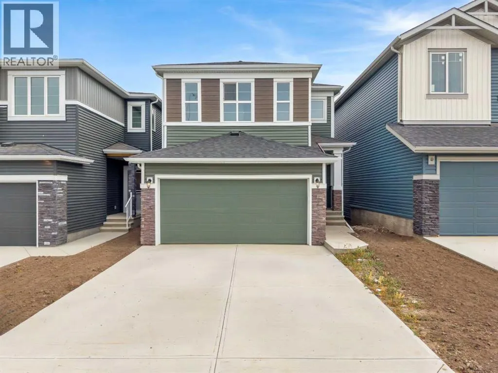 House for rent: 72 Amblefield Grove Nw, Calgary, Alberta T3P 2B8