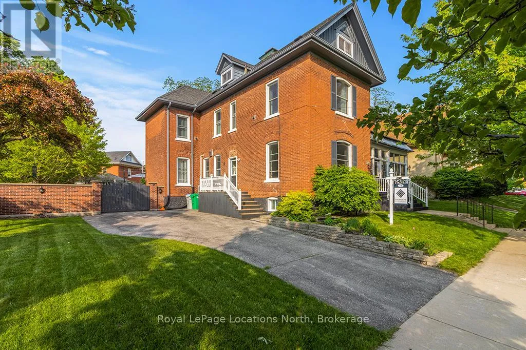 House for rent: 72 Colborne Street, Goderich), Ontario N7A 2V9