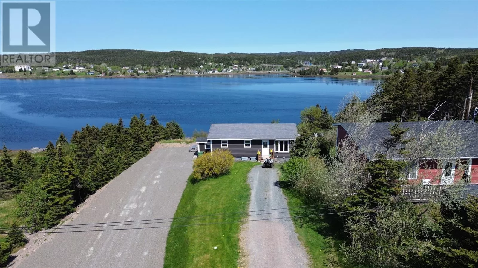 Two Apartment House for rent: 72 Creston Boulevard, Marystown, Newfoundland & Labrador A0E 2M0