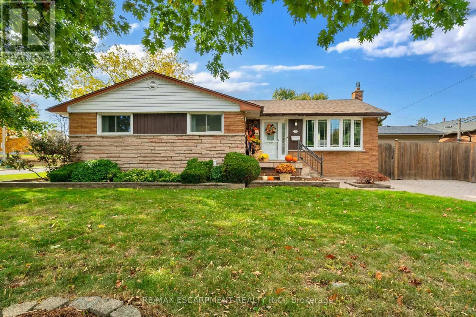 House for rent: 72 West 25th Street, Hamilton, Ontario L9C 4X2