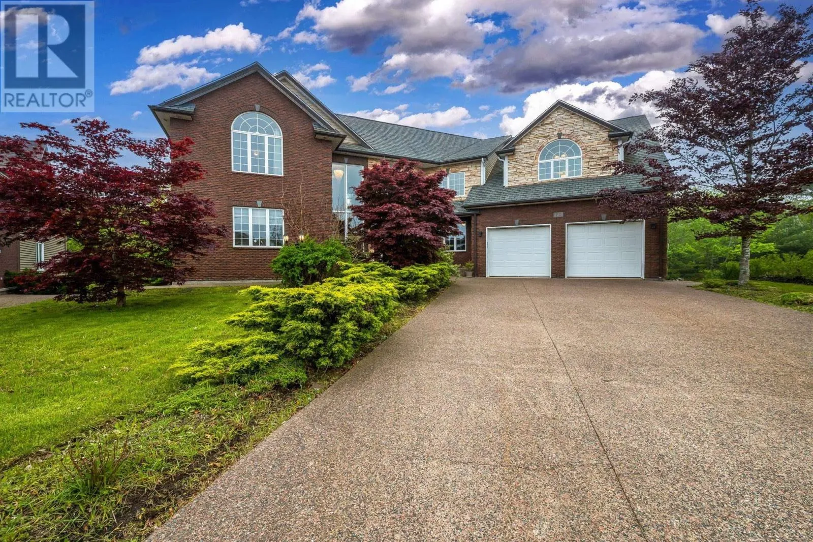 House for rent: 72 Worthington Place, Bedford, Nova Scotia B4A 0C5