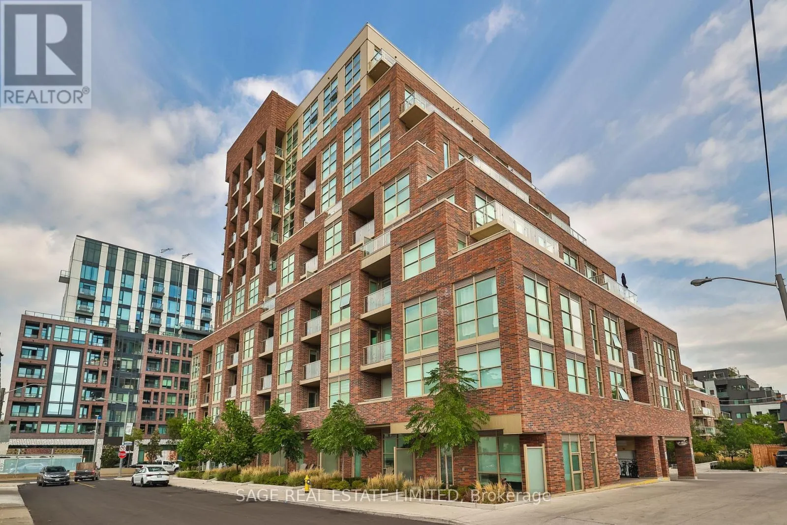 Apartment for rent: 720 - 1787 St Clair Avenue, Toronto, Ontario M6N 0B7