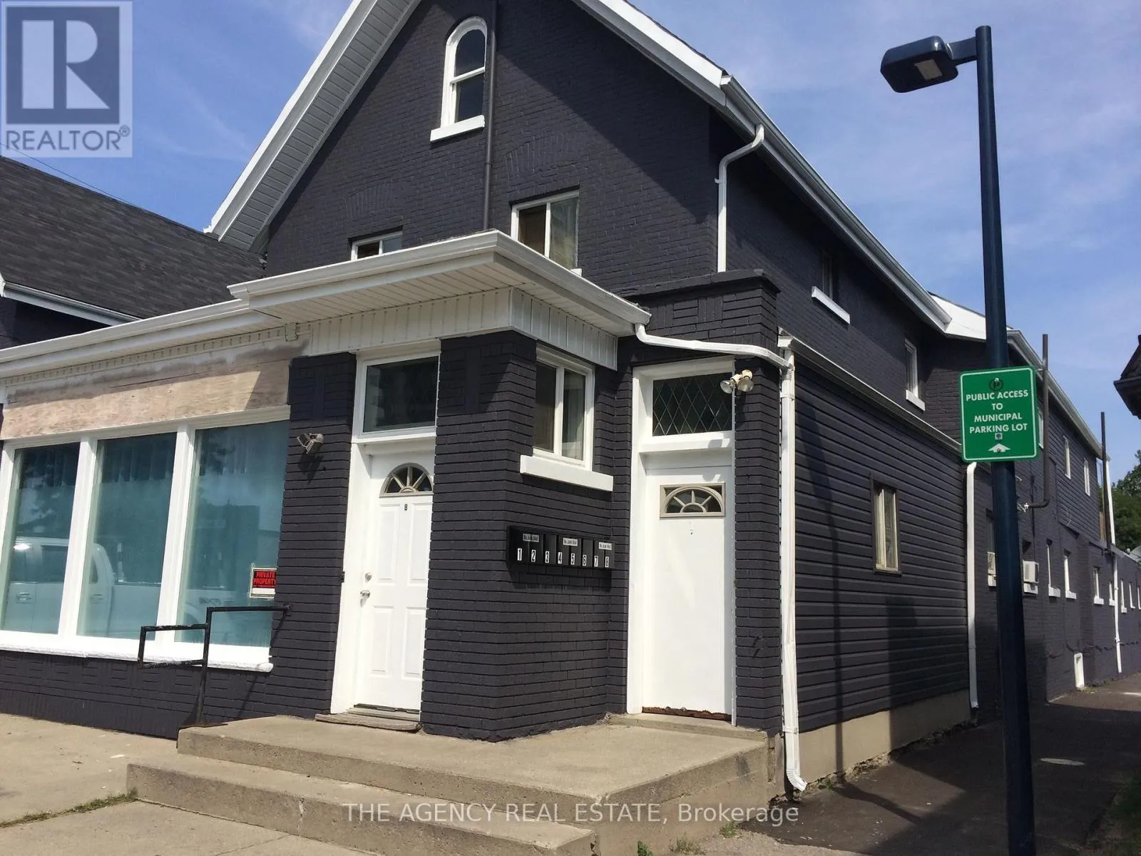 Other for rent: 720 Dundas Street, London East, Ontario N5W 2Z4