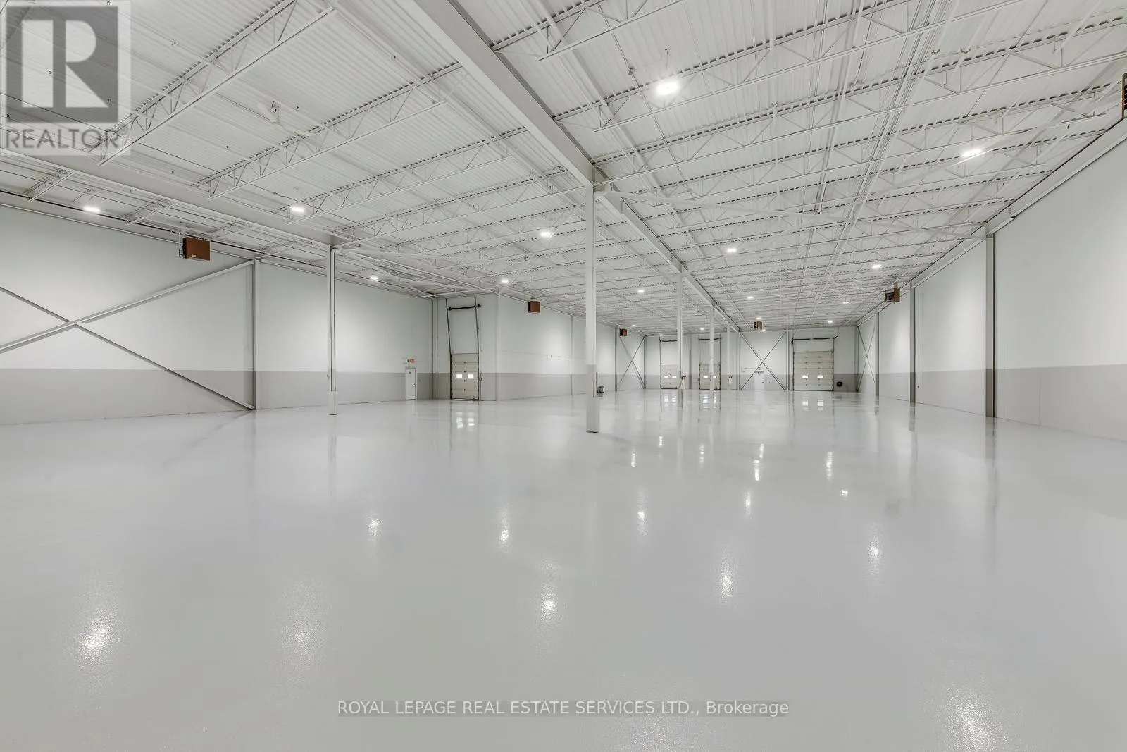 Warehouse for rent: 7205 Edwards Boulevard, Mississauga, Ontario L5S 1Z3