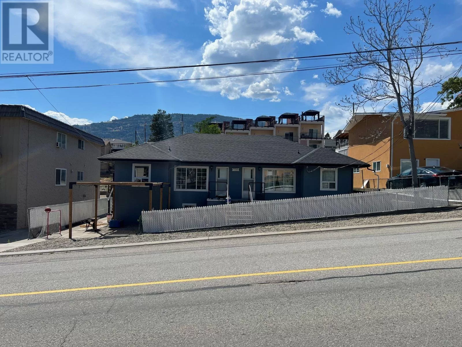 Fourplex for rent: 7208 89th Street, Osoyoos, British Columbia V0H 1V5