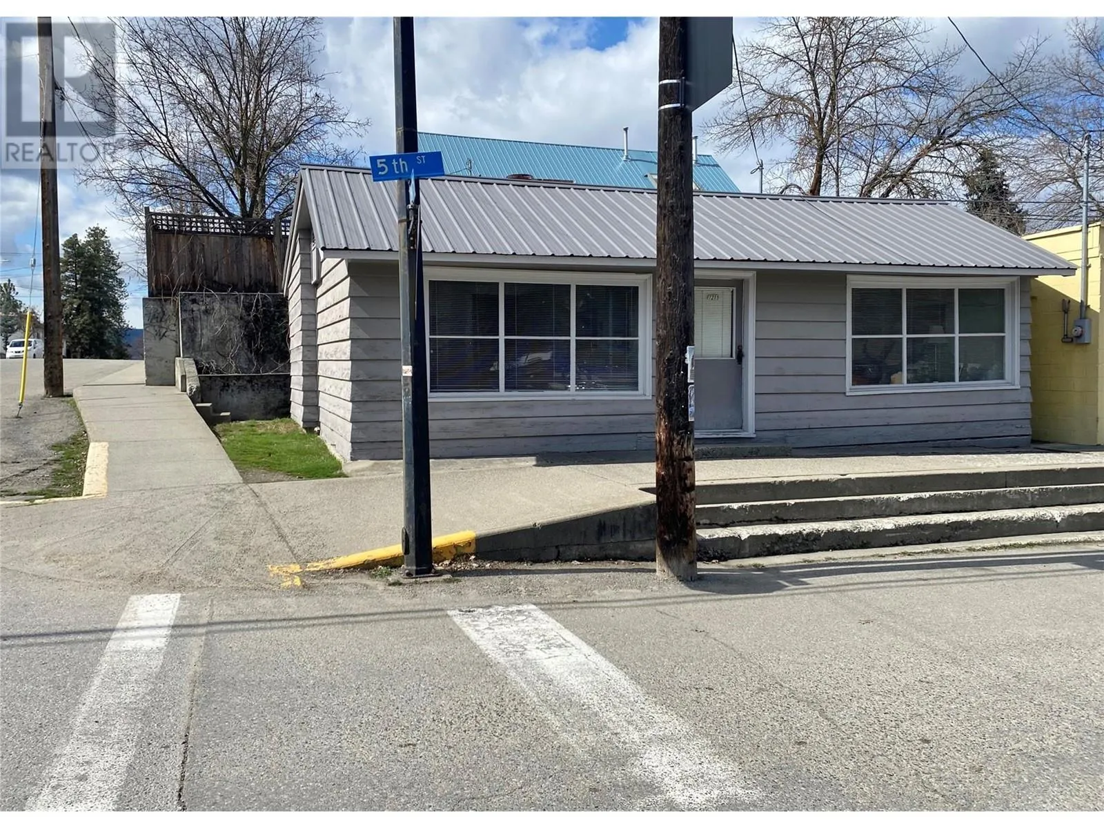 Retail for rent: 7215 5th Street Lot# 3, Grand Forks, British Columbia V0H 1H0