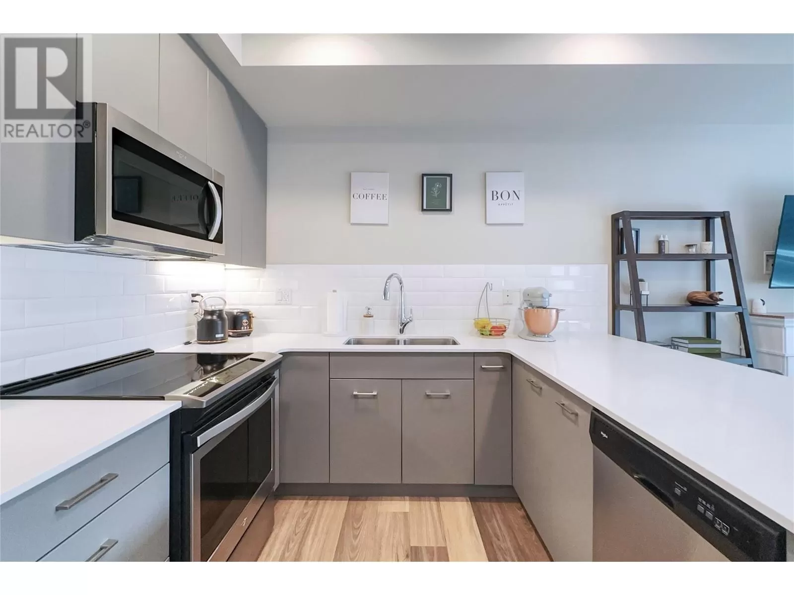 Apartment for rent: 722 Valley Road Unit# 219, Kelowna, British Columbia V1V 0E2