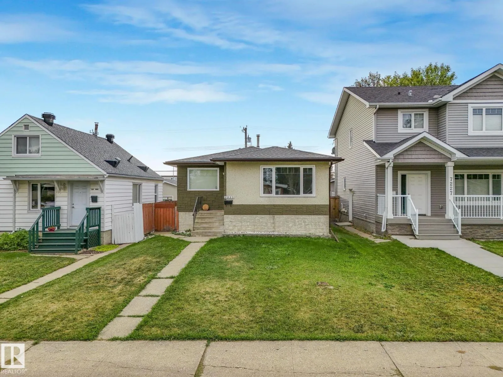 House for rent: 7223 83 Av Nw, Edmonton, Alberta T6B 0G7