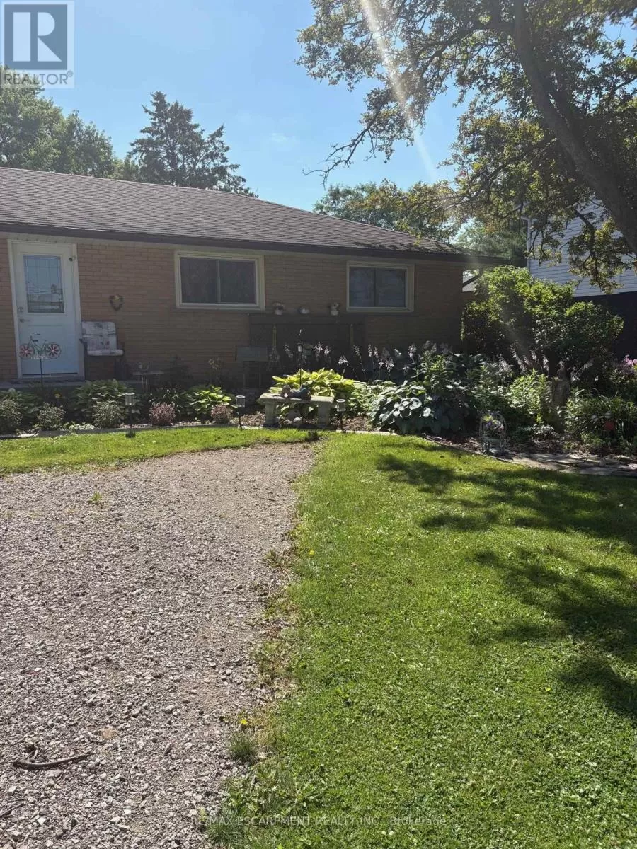 House for rent: 723 Glancaster Road, Hamilton, Ontario L0R 1W0