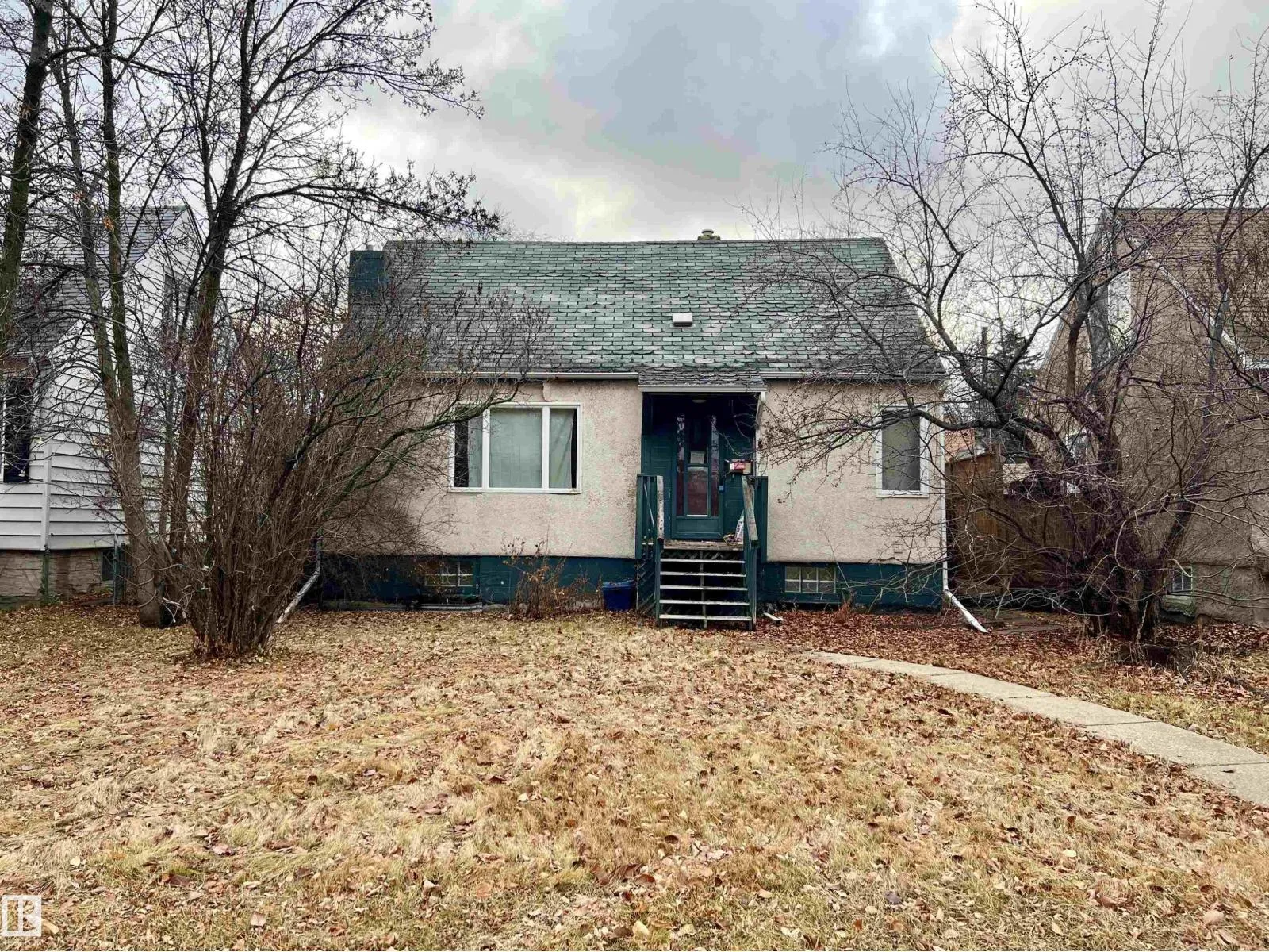 House for rent: 7238 112 St Nw, Edmonton, Alberta T6G 1J3