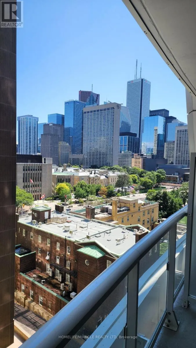 Apartment for rent: 724 - 230 Simcoe Street, Toronto, Ontario M5T 0G7