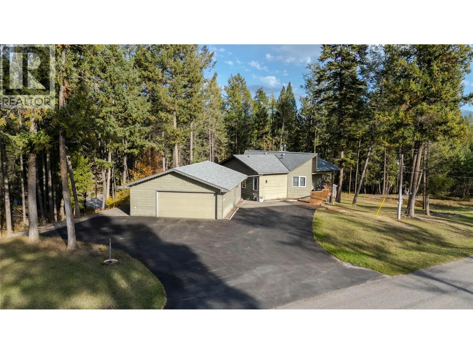 House for rent: 7250 Olsen Road, Jaffray, British Columbia V0B 1T0