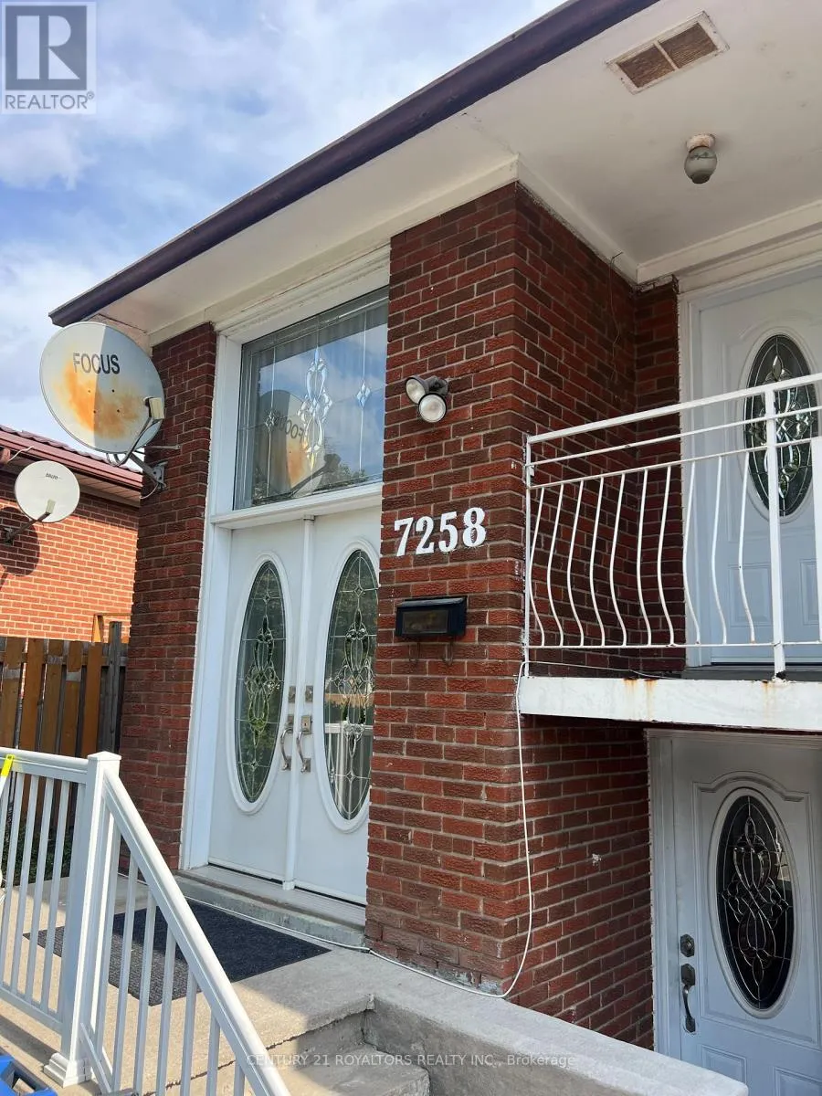 House for rent: 7258 Sills Road, Mississauga, Ontario L4T 2K1