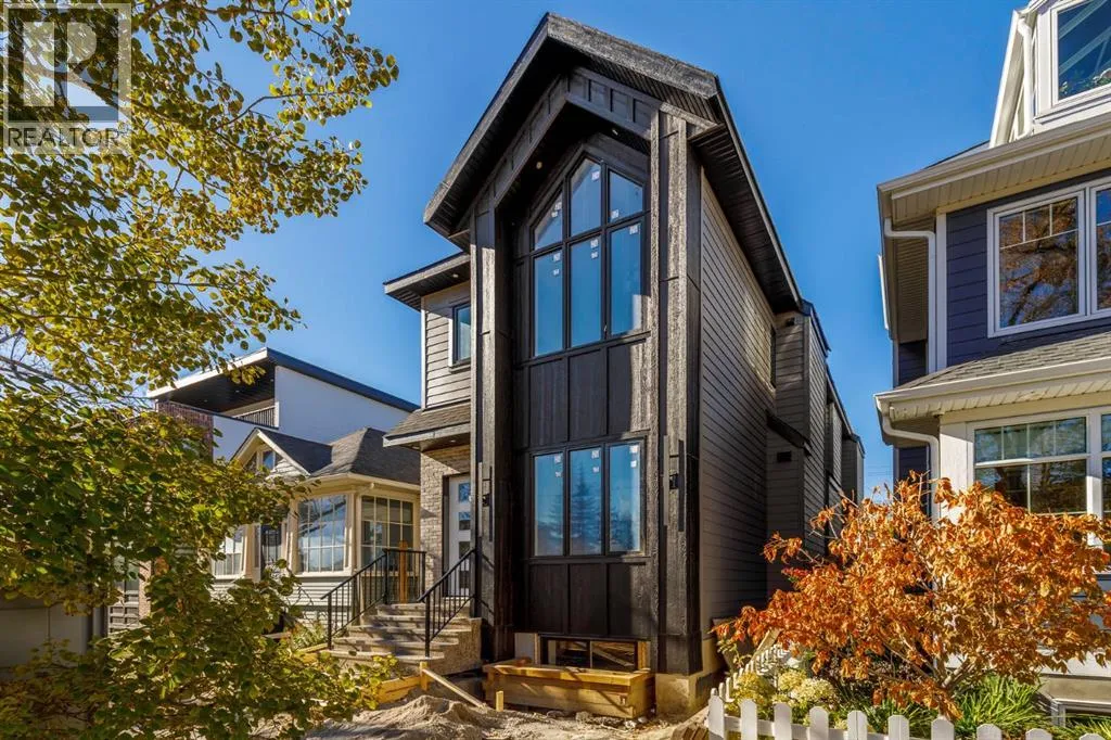 House for rent: 727 15 Street Nw, Calgary, Alberta T2N 2B3