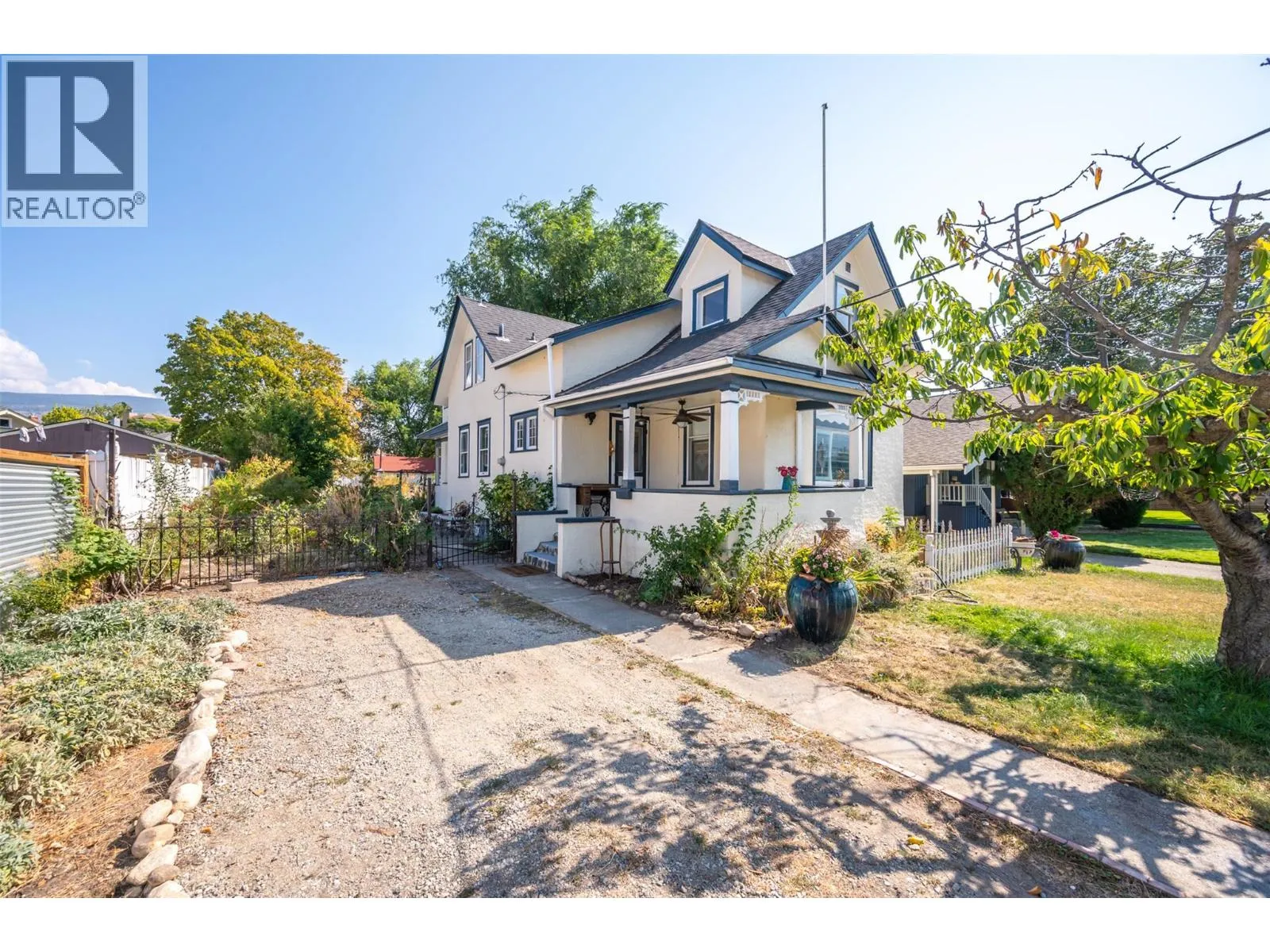 House for rent: 728 Argyle Street, Penticton, British Columbia V2A 5N7