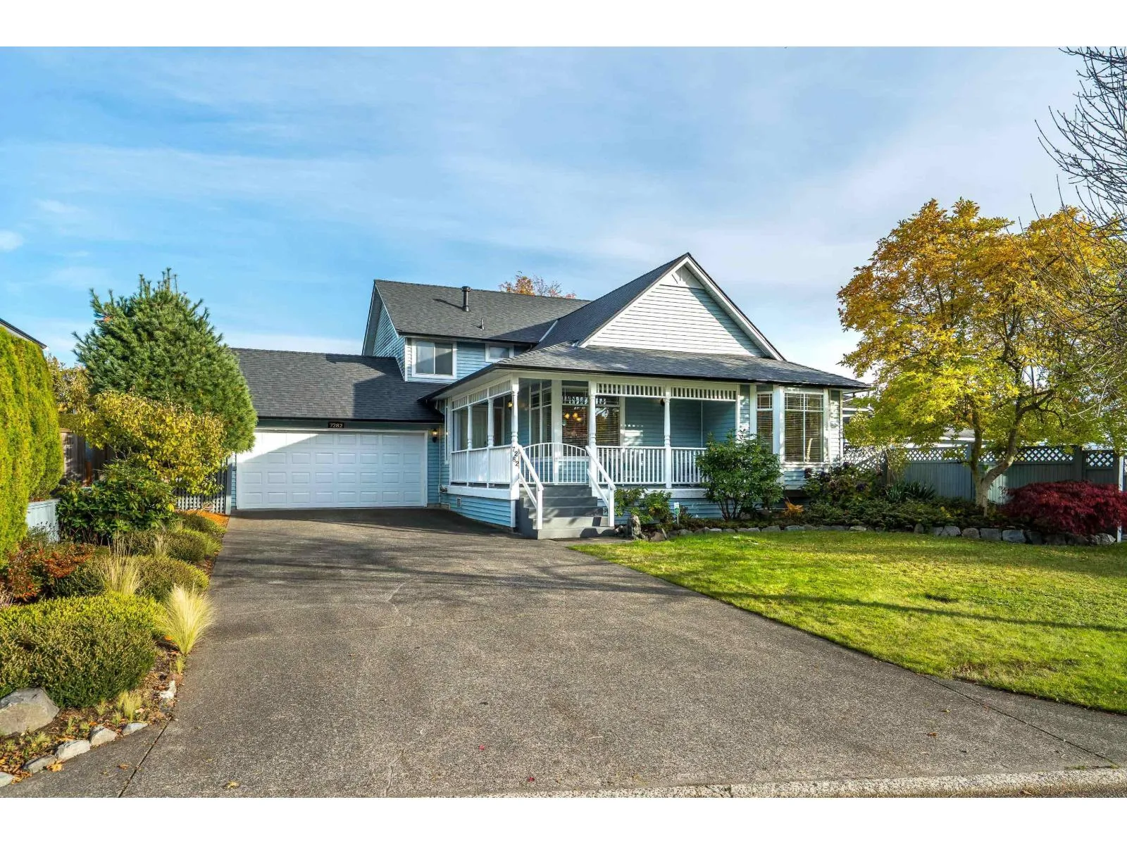 House for rent: 7282 123 Street, Surrey, British Columbia V3W 9J1