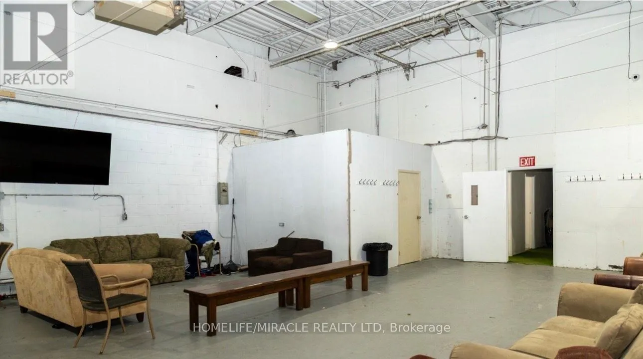 7289 Torbram Road, Mississauga, Ontario L4T 1G8