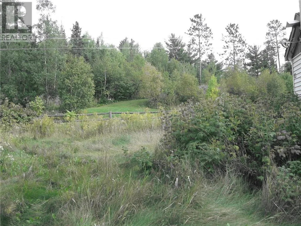 73 Smith Street, Nairn Centre, Ontario P0M 2L0