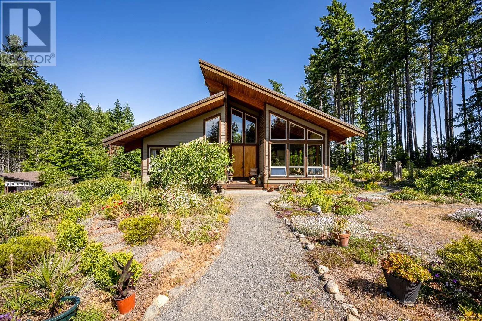 House for rent: 7300 The Point Rd, Denman Island, British Columbia V0R 1T0