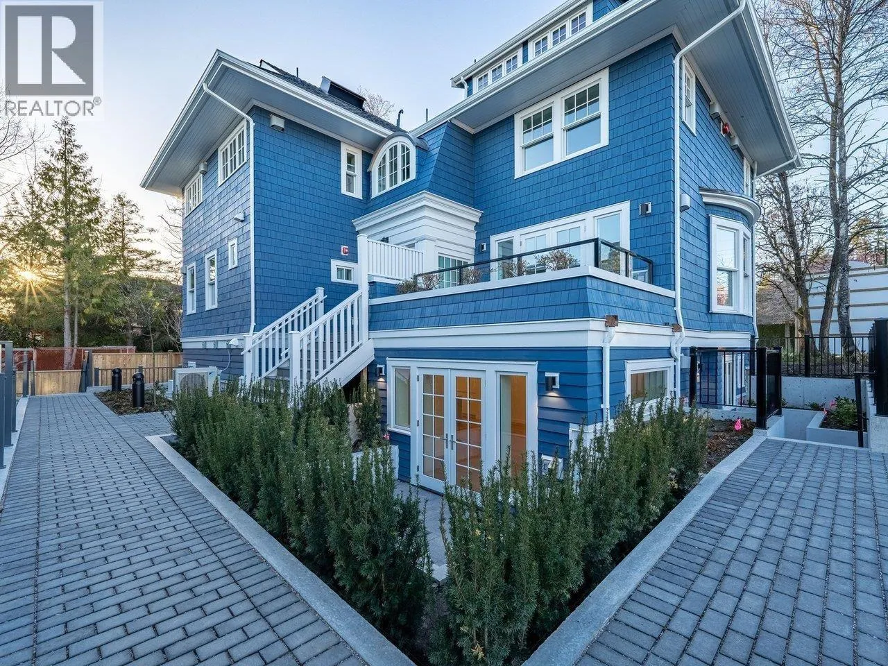 Row / Townhouse for rent: 7303 Hudson Street, Vancouver, British Columbia V6P 4L1