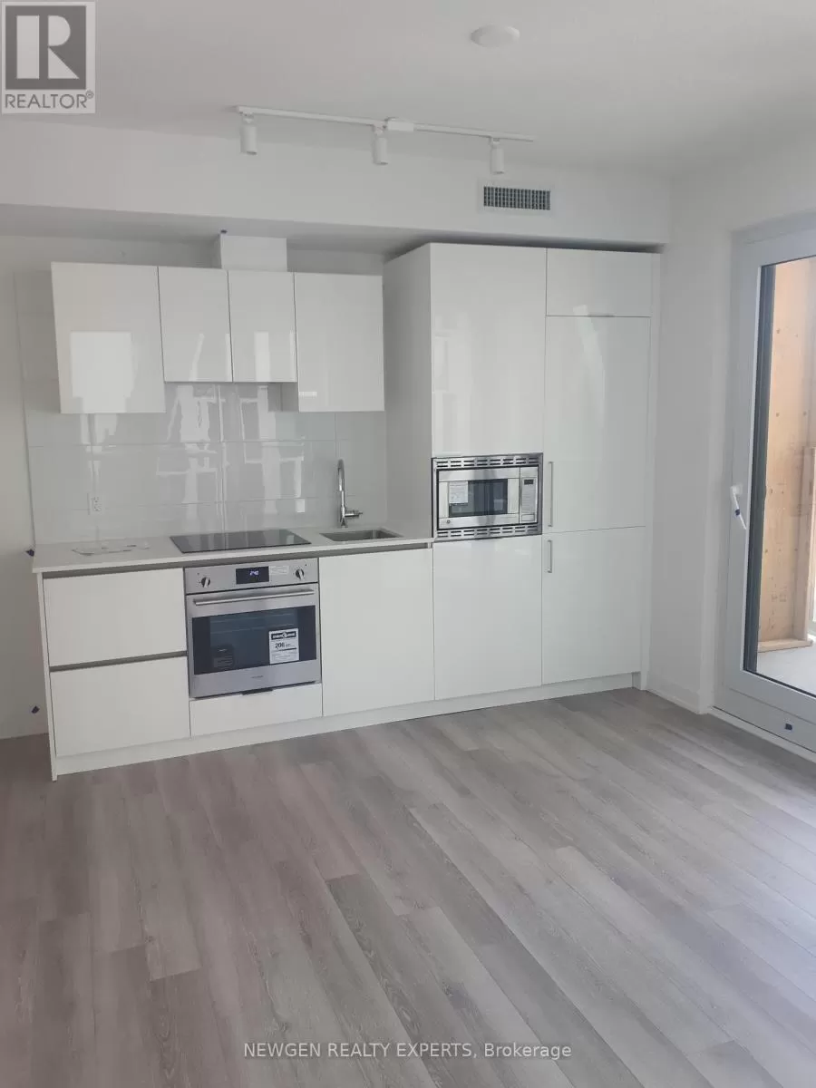 Apartment for rent: 731 - 230 Simcoe Street, Toronto, Ontario M5T 1T4