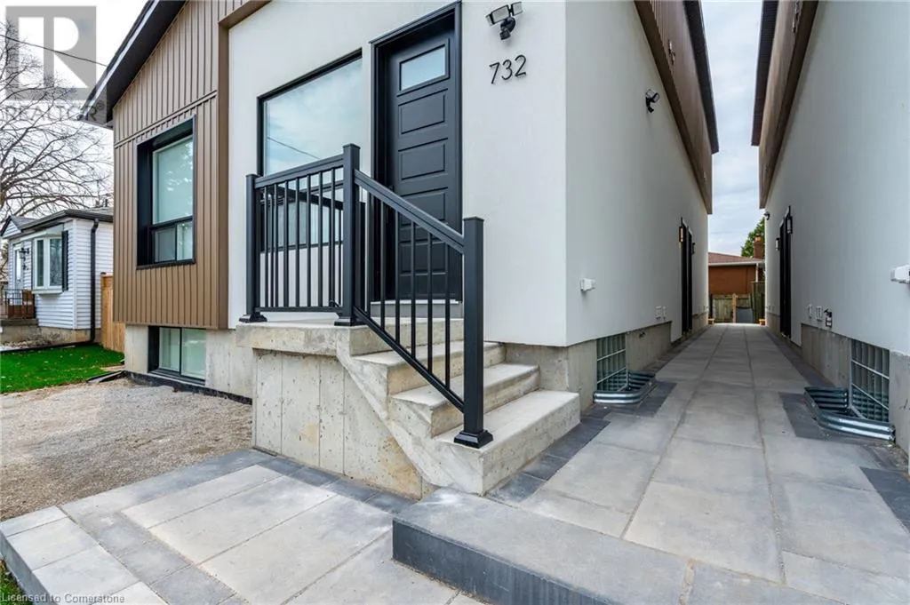 House for rent: 732 Eleventh Avenue Unit# A, Hamilton, Ontario L8T 2K8