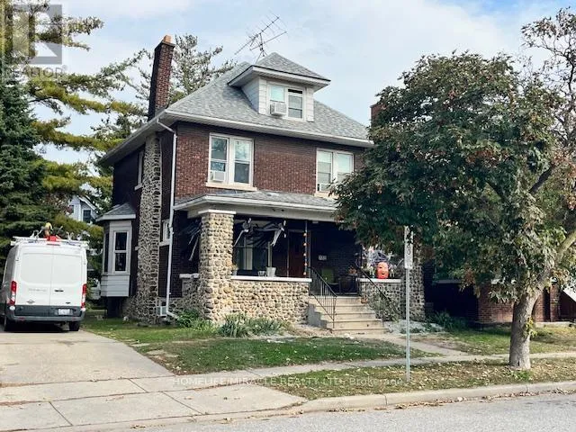 House for rent: 732 Mill Street, Windsor, Ontario N9C 2S2