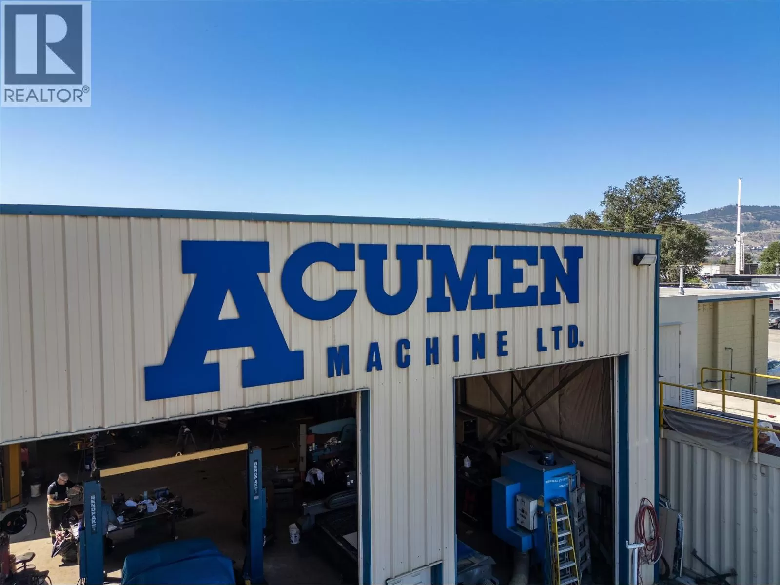 Other for rent: 733 Tagish Street, Kamloops, British Columbia V2H 1B6