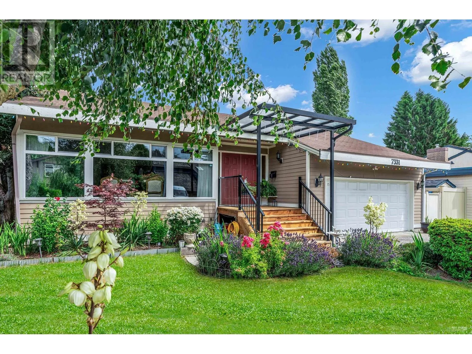 House for rent: 7331 Lismer Avenue, Richmond, British Columbia V6Y 2X4